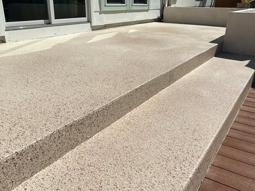 Walkways & Stairs
Walkways & Stairs 
SUNDEK Austin
