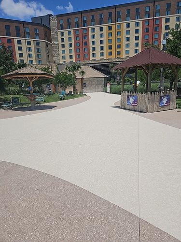 Walkways & Stairs
Walkways & Stairs 
SUNDEK Austin
