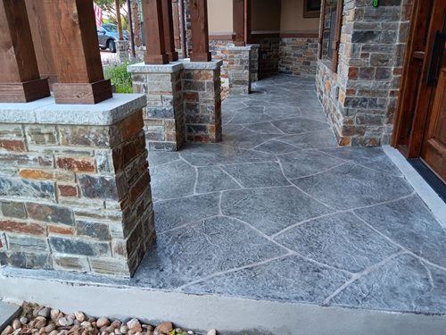 Walkways & Stairs
Walkways & Stairs 
SUNDEK Austin
